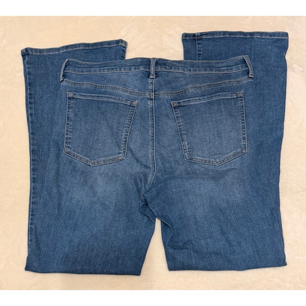 Vintage America Womens High Rise Bootcut Jeans Medium Wash Size 12 Denim - Picture 4 of 8